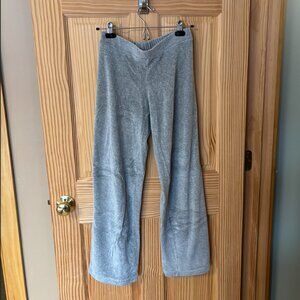 perfectwhitetee Holly Velour Sweatpant in Heather Grey Size XS